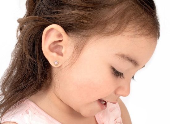 Brincos de pressão infantis em prata esterlina 925 com coração rosa e branco com zircônias cúbicas e cravação pavê para joias finas