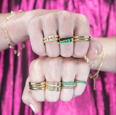 Anel de onda de ouro 14K de design exclusivo altamente polido para mulheres e homens estilo clássico