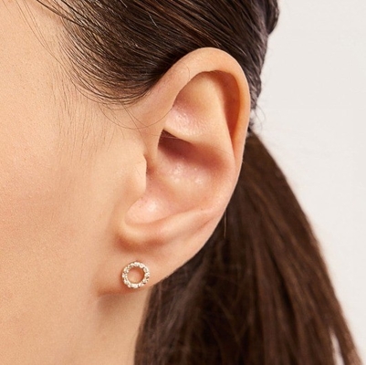 18K ouro revestido 925 Sterling Silver Classic Stud brincos para meninas acessório de moda