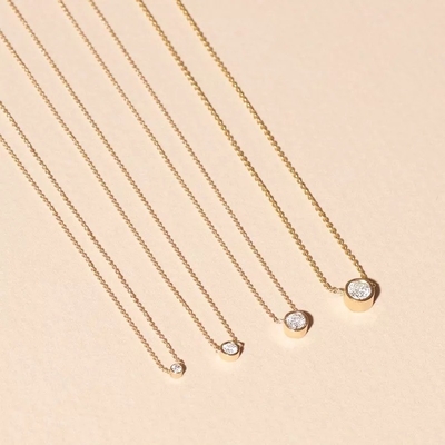 Simple 925 Sterling Silver Solitaire Diamond CZ Necklace em 7mm/10mm/15mm Tamanhos de pedra