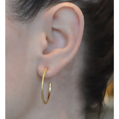 Brincos de ouro contemporâneo 925 Sterling Silver 18K com logotipo do cliente 30 * 30mm