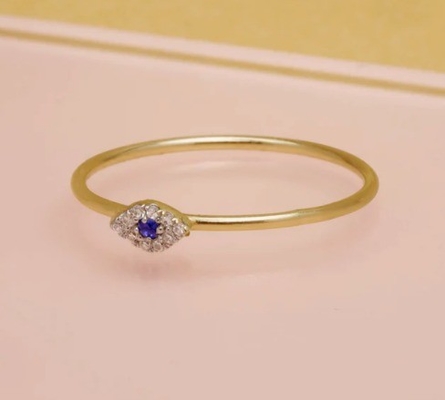 Classic Style Mini Pave Ring com Diamond Eye e Blue Sapphire em 925 Sterling Silver