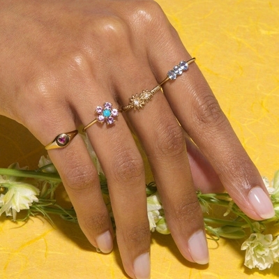 Moda Revestida em Ouro 925 Sterling Silver Daisy CZ Anel Acessório de Elegança Feminina