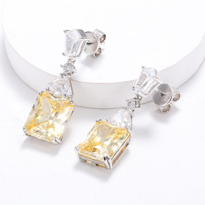 Brincos amarelos CZ de gotejamento Branco de ouro revestido 925 de zircônio cúbico Brincos de gotejamento