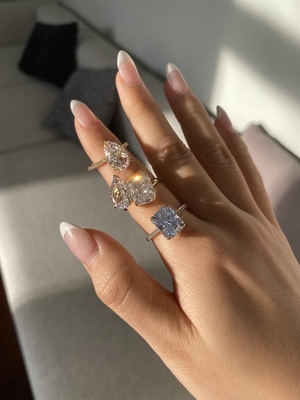 Baguete prateado diamante azul 5A corte de gelo CZ Anel de noivado de casamento para mulheres 925 prata esterlina