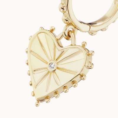 14K ouro Revestido Dangle Drop Heart Huggies brincos para mulheres são 925 Sterling Silver