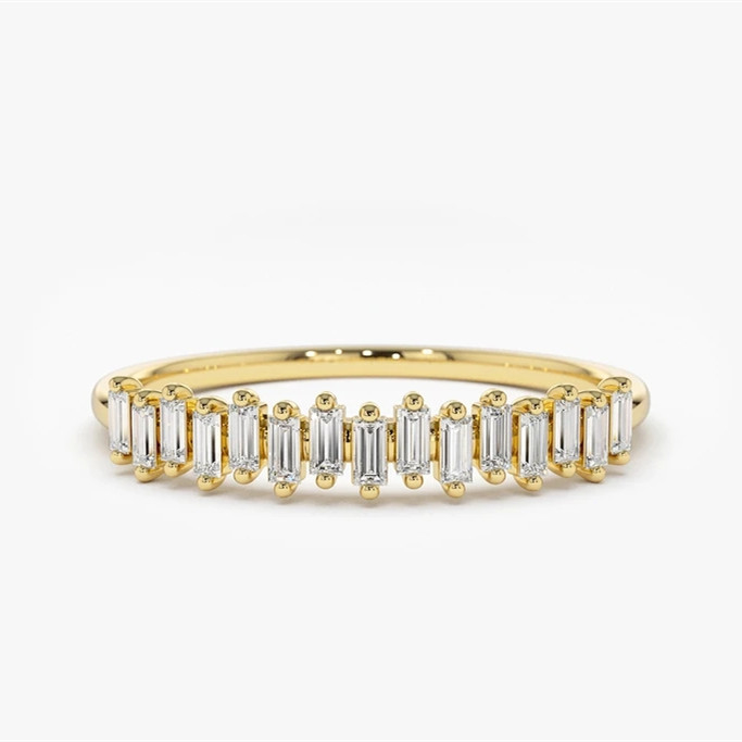 925 Sterling Silver CZ Diamond Baguette Anel da Eternidade Feminina com Revestimento de Ouro Amarelo