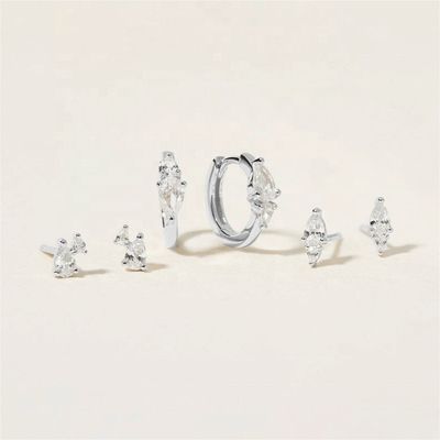 Moderno 18K ouro revestido branco cúbico Zircon 925 Sterling Silver Stud & Huggies conjunto de brincos