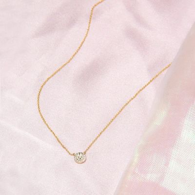 Minúsculo colar de diamantes CZ em forma de disco 18K revestido de ouro para meninas em estilo clássico