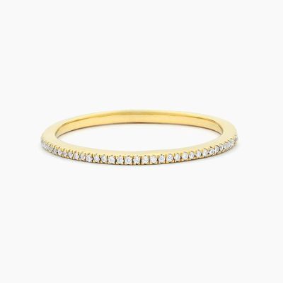 Artigo quente 18K ouro revestido Meia Eternidade empilhável 925 Sterling Silver Feminino Banda Anel