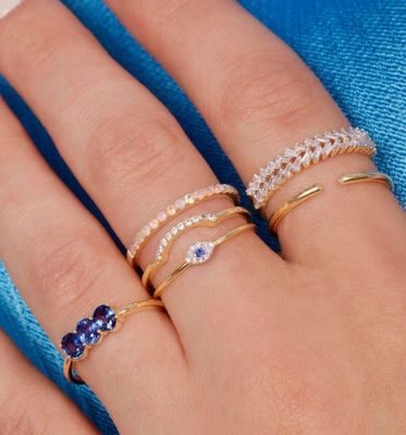 Classic Style Mini Pave Ring com Diamond Eye e Blue Sapphire em 925 Sterling Silver