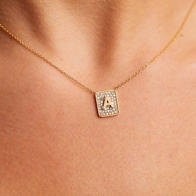 Faça o dia dela com 14K de ouro quadrado colares iniciais de pedras preciosas para as mulheres presente de Valentine