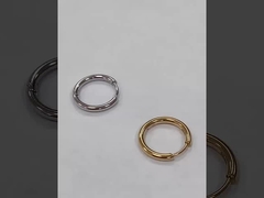 Simply Rose Gold 8mm Huggie com Chapéu Pequeno Anéis de Aço Inoxidável para Graduação