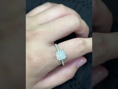 Beleza intemporal e uso hipoalergênico.