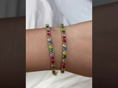 Detalhes duráveis: jóias construídas para a vida real (aço e prata)